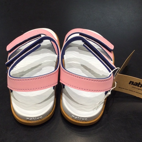 Native Charley princess pink NWT - Picture 3 of 4